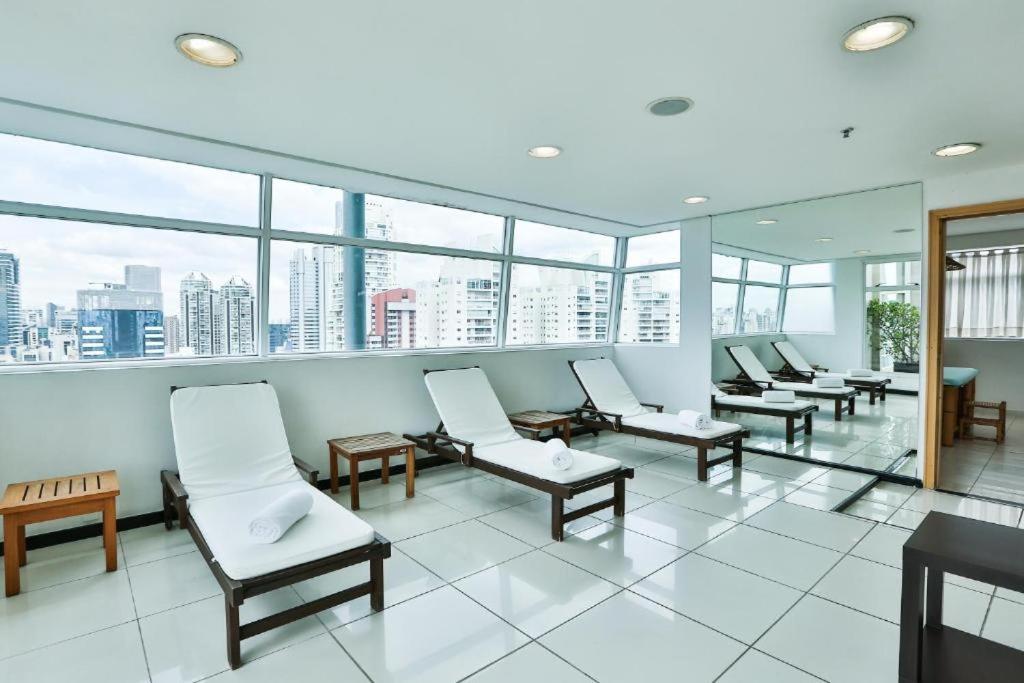 Flat Na Berrini - Conforto E Localizacao * São Paulo